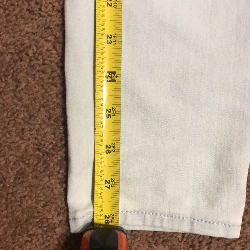 Jeans - Picture 7 of 7
